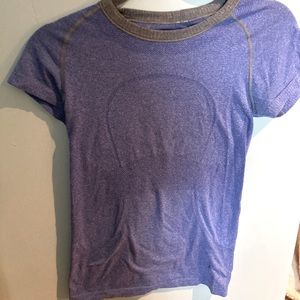 LululemonTight Short sleeve shirt